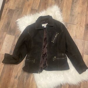 Women’s Vintage 100% leather Bomber Jacket (small)